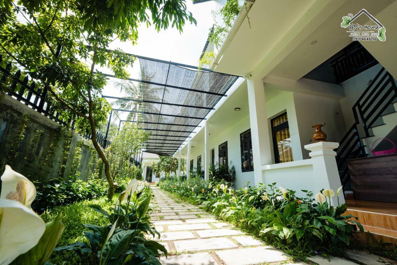 Отель Hoang Ngoc'S House Туихоа Экстерьер фото